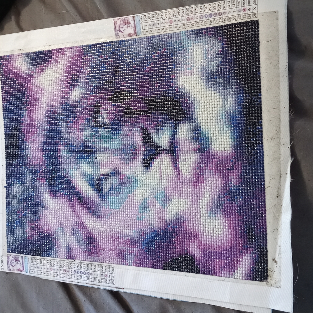 Diamond painting